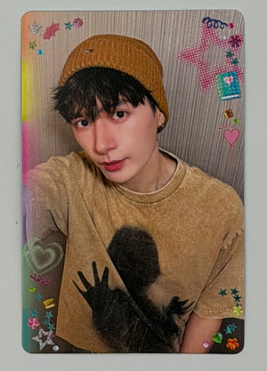 KRIST SINGTO | Fanival 2026 - Selfie Heart Shot : BOYS Collectible Random Card