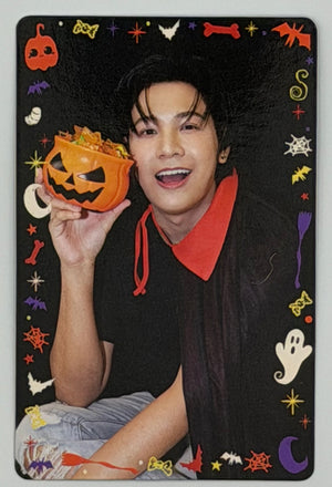 Singto Too Cute to Spook Collectible Photocards