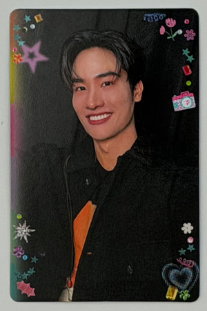 TayNew | Fanival 2026 - Selfie Heart Shot : BOYS Collectible Random Card