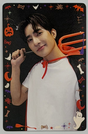 Earth Mix Too Cute to Spook Collectible Photocards