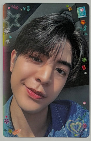 Sea Dechchart-Keen | Fanival 2026 - Selfie Heart Shot : BOYS Collectible Random Card