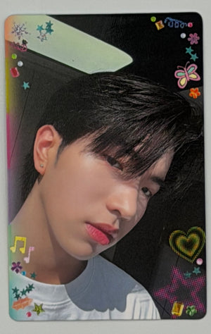 Sea Dechchart-Keen | Fanival 2026 - Selfie Heart Shot : BOYS Collectible Random Card