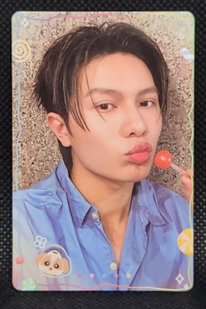 BOYS SELFIE CANDY WINK PHOTOCARDS - William Est