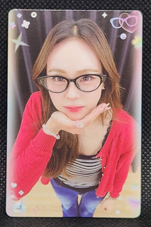 ALL EYES HERE PHOTOCARDS GIRLS - June Mewnich