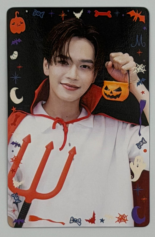 Junior Mark Jiruntanin Too Cute to Spook Collectible Photocards