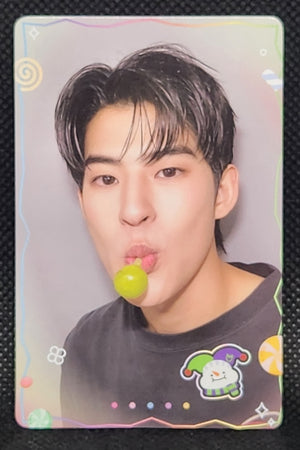 BOYS SELFIE CANDY WINK PHOTOCARDS - Mark Ohm