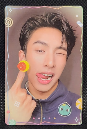 BOYS SELFIE CANDY WINK PHOTOCARDS - Surf Java
