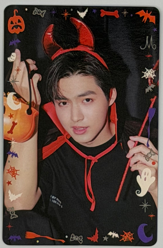 Luke Mick Too Cute to Spook Collectible Photocards
