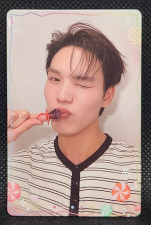 BOYS SELFIE CANDY WINK PHOTOCARDS - Teshow Ping