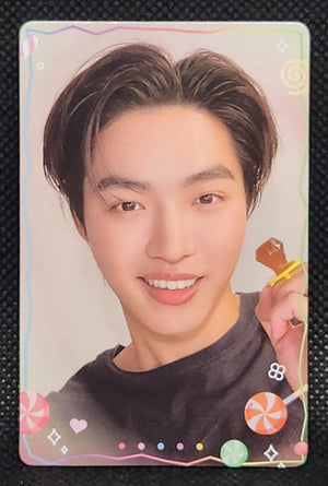 BOYS SELFIE CANDY WINK PHOTOCARDS - Luke Mick