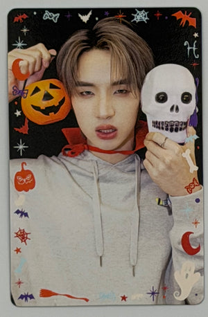 LYKN Too Cute to Spook Collectible Photocards