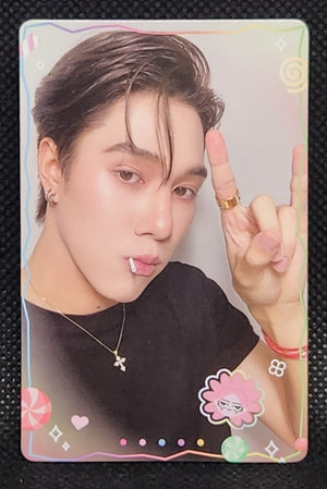 BOYS SELFIE CANDY WINK PHOTOCARDS - Sky Nani