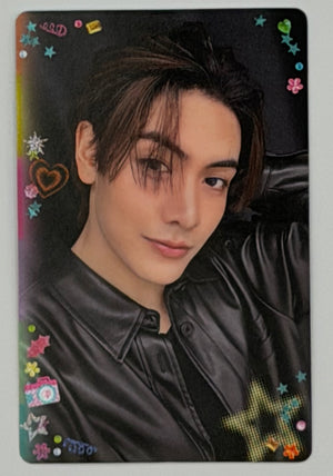 JASP.er | Fanival 2026 - Selfie Heart Shot : BOYS Collectible Random Card