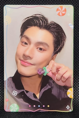 BOYS SELFIE CANDY WINK PHOTOCARDS - Ohm Pawat