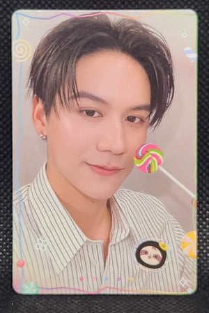 BOYS SELFIE CANDY WINK PHOTOCARDS - Satang