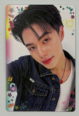 CLO'VER | Fanival 2026 - Selfie Heart Shot : BOYS Collectible Random Card