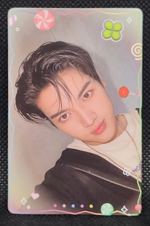 BOYS SELFIE CANDY WINK PHOTOCARDS - CLO'VER