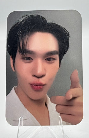 Your Sky Selfie Random Cards: Auau Save