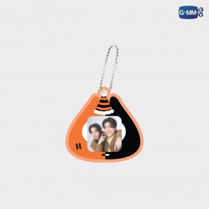 [Awaiting Stock] CHARACTER MAGNETIC PHOTO FRAME ACRYLIC KEYCHAIN