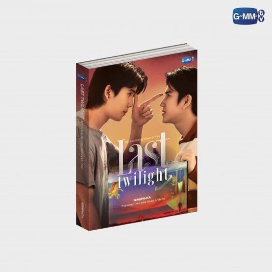 [Awaiting stock] Last Twilight Novel (English version) PHYSICAL COPY