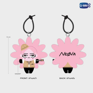 [Pre-Order] SMYLE & NEONA LITTLE SCOUT MAGNETIC DOLL KEYCHAINS