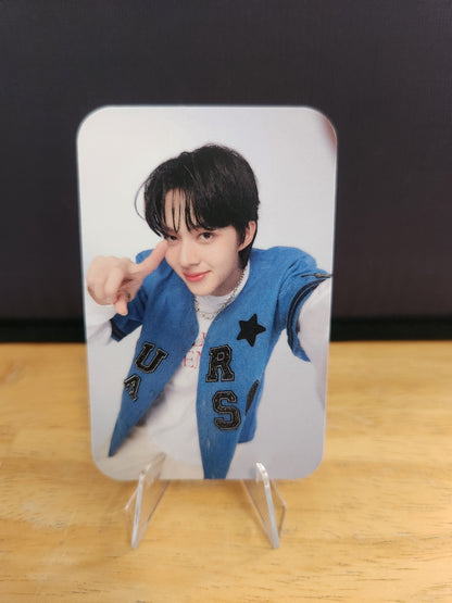 NuNew Your Season Photocards