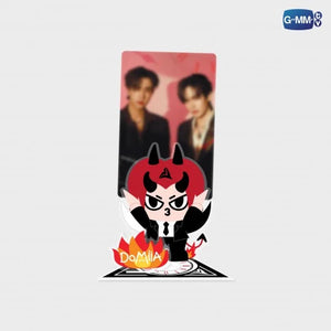 [Awaiting stock] Domiia acrylic clip stand with perthsanta photocard