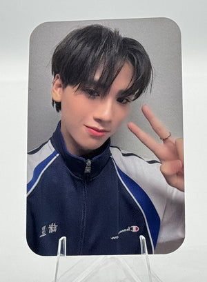 Your Sky Selfie Random Cards: Patji