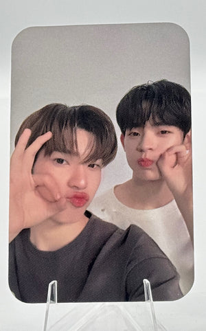 Your Sky Selfie Random Cards: Por Tee