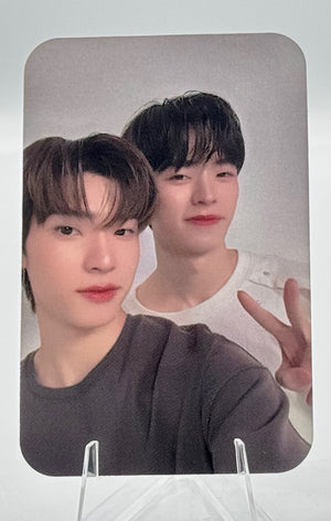 Your Sky Selfie Random Cards: Por Tee