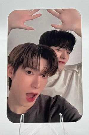 Your Sky Selfie Random Cards: Por Tee