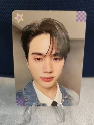 Great & Inn Collectible Selfie Random Card