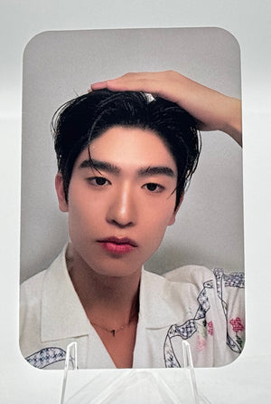 Your Sky Selfie Random Cards: Thomas Kong