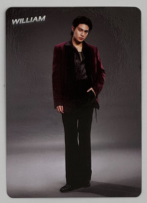 William Est Magnetic Fan Con Random Photocards