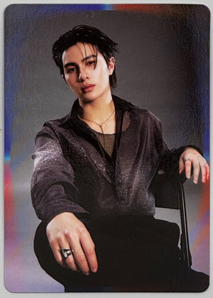 William Est Magnetic Fan Con Random Photocards