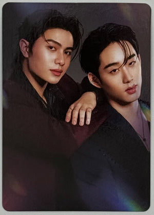 William Est Magnetic Fan Con Random Photocards