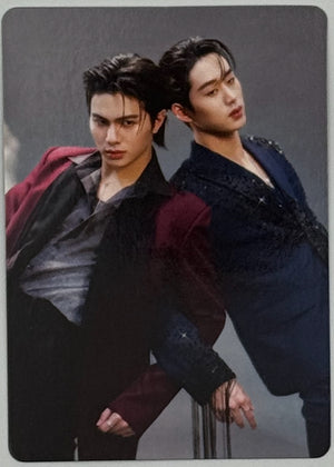 William Est Magnetic Fan Con Random Photocards